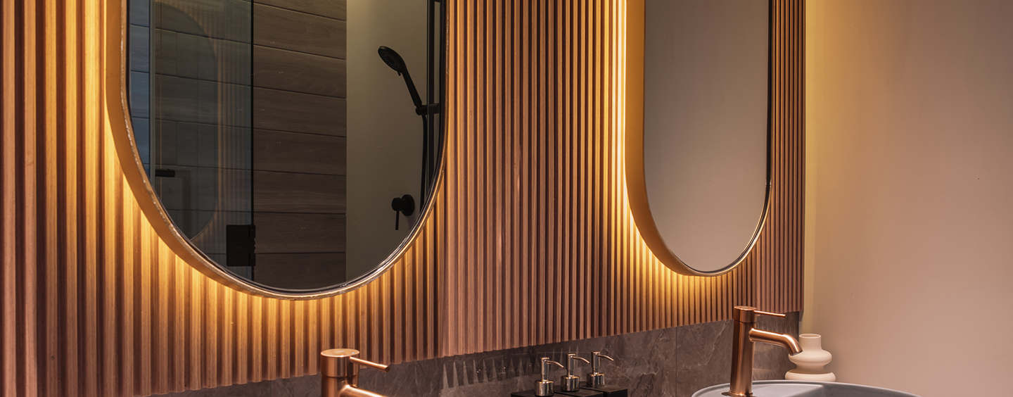 Bathroom 02